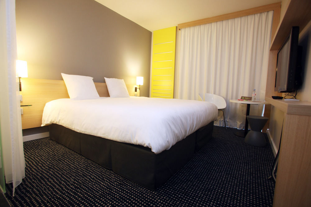 Hotel ibis Styles Nantes Reze Aéroport Esterno foto