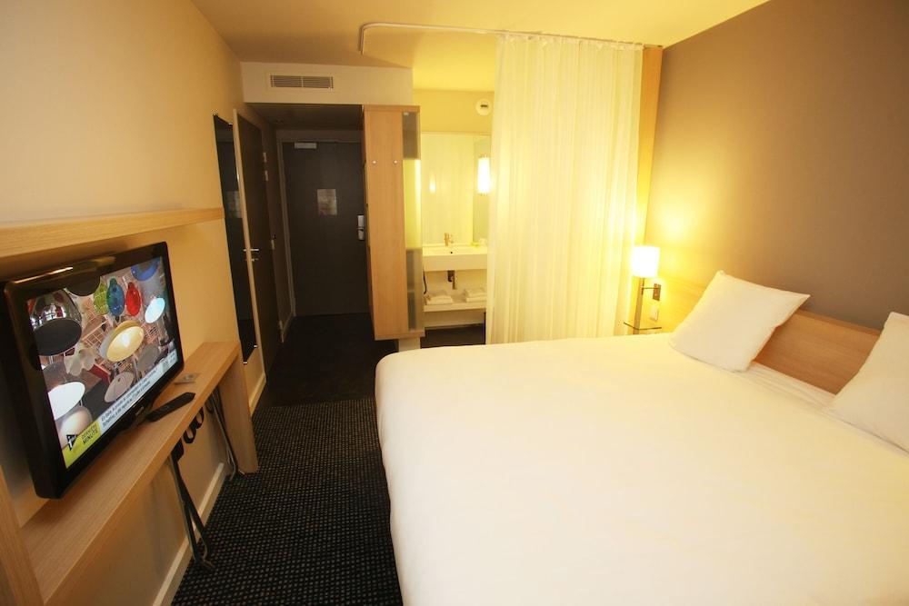 Hotel ibis Styles Nantes Reze Aéroport Esterno foto