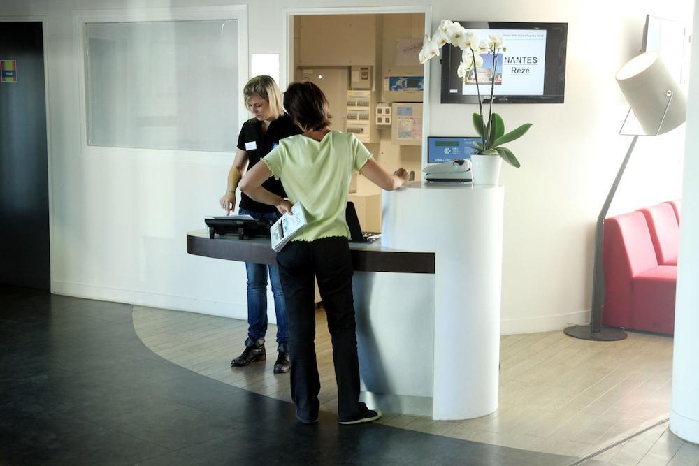 Hotel ibis Styles Nantes Reze Aéroport Esterno foto